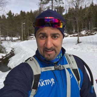 Abid Q. Raja på ski