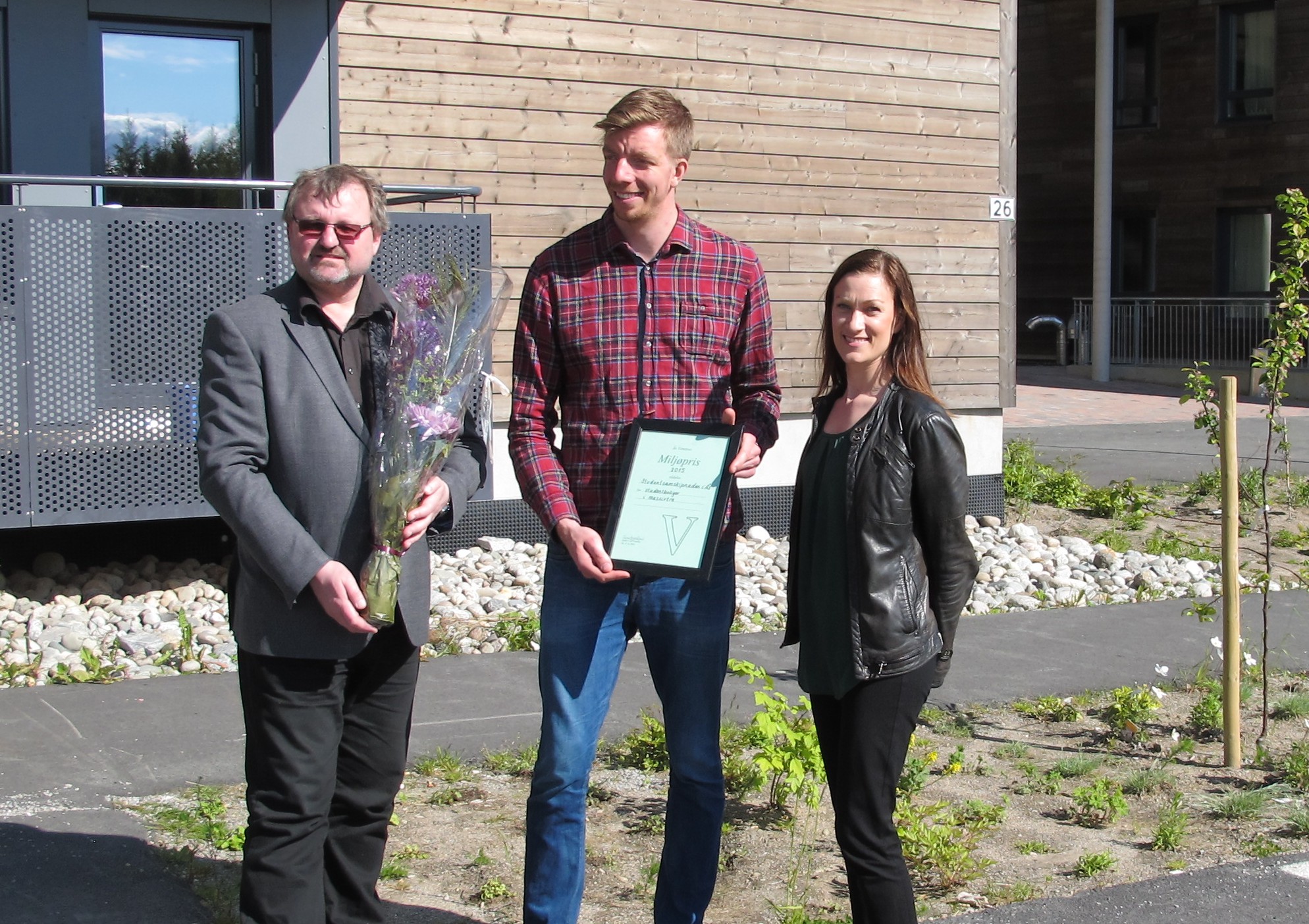 Einride Berg og Hans Olav Drømtorp Kristiansen (SiÅs) og Eline Borger Rognli (Ås Venstre)