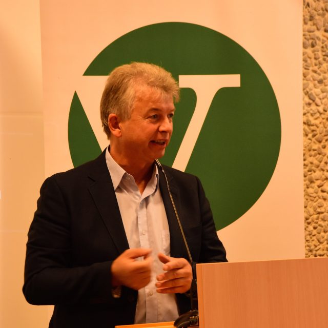 Steinar Wasmuth, daglig leder for Lund Hovedgård AS, vinner av miljøprisen 2016
