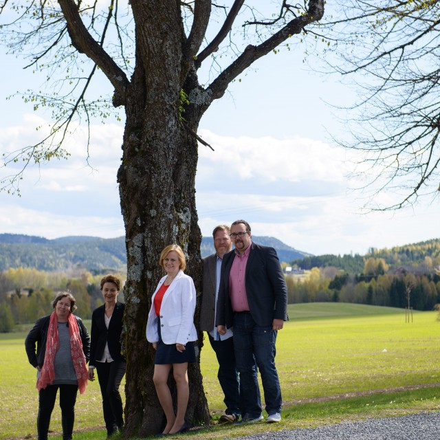 Hurum Venstres topp 5 - Merete Haug, Anne Sofie Riseng, Gunn-Torill Homme Mathisen, Arne Adolfsen og Christian Dyresen.