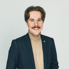 Tarjei Svalbjørg<