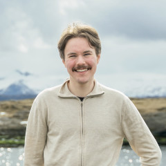 Tarjei Svalbjørg<
