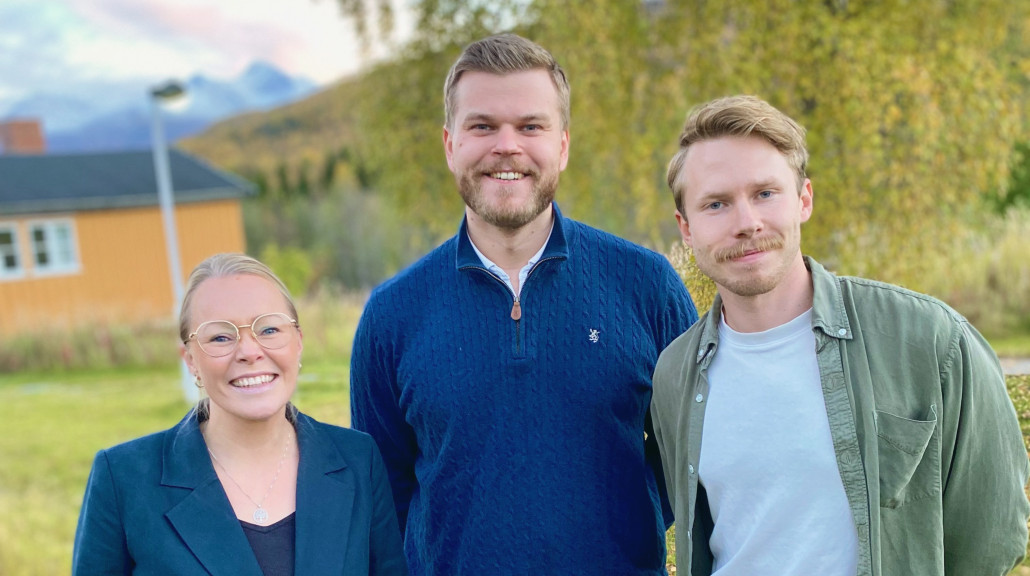 Venstres topp-tre i Troms: Ida Kristine Jakobsen (t.v), Even Aronsen (midten) og Mads Fagerborg Kvien (til høyre)
