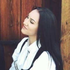 Victoria Larsen Marthinsen<