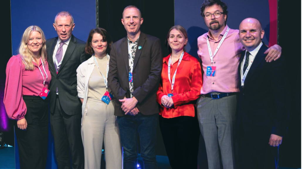 Gruppefoto av Venstres ddelegasjon på ALDE-kongressen 2023