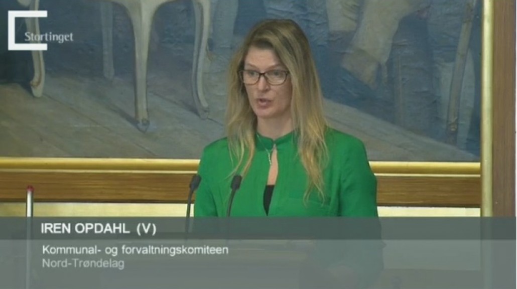 Steinkjer Venstre medlem Iren Opdahl på Stortingets talerstol