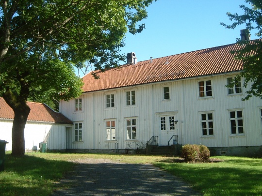 Stokke prestegård