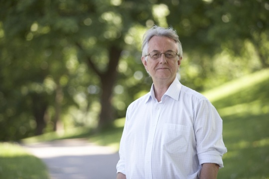  Kjell Veivåg er glad for at byrådet nå er pålagt å utrede nye løsninger for B-bygget på Tåsen skole.