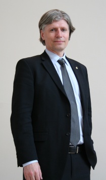 Ola Elvestuen
