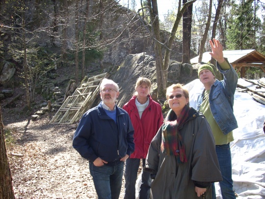 Solfjeldparken. Gunnar Kvassheim, Line Mørch, Anne Margrethe Larsen og Tor Granerud.