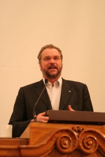 Lars Sponheim taler til Oslo Venstres årsmøte