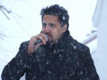  Abid Raja i snøværet på Tønsberg Torv