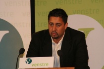  Abid Raja besøkte årsmøtet til Nord-Trøndelag Venstre i helga. Han møtte Georg Bondø til debatt.