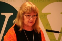  Vera Lysklætt
