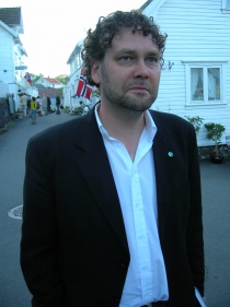 Helge Solum Larsen