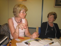 Borghild Tenden diskuterer