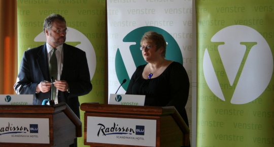  Lars Sponheim og Trine Skei Grande delte på oppgaven med å tale til Venstres landsstyre. Sponheim hadde flere utfordringer til sin sannsynlige etterfølger.