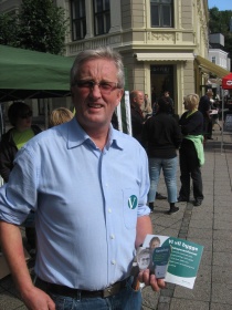 Petter Wold på stand