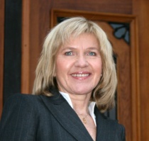  Borghild Tenden representerer Venstre.
