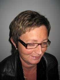  Anlaug Stenersen leder nominasjonsarbeidet og det er bare å ta kontakt med henne om du vil delta på Venstres liste eller har gode kandidater til listen