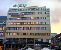  Møtene arrangeres her; på Venstres Hus på Youngstorget i Oslo.