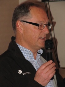  Leder i Risør Venstre Jan Einar Henriksen inviterer til årsmøte og nominasjonsmøte 10. januar 2011 og ser gjerne at det blir flere aktive Venstremedlemmer