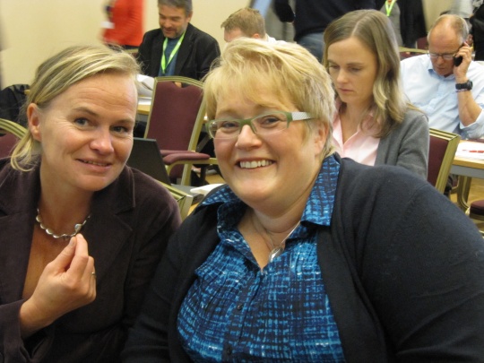  Partileiar Trine Skei Grande saman med fylkesstyremedlem og tidlegare stortingsrepresentant  Helene Falch Fladmark