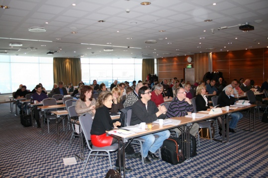  Tilsammen deltok ca. 100 personer på årsmøtet, som ble avholdt i Ski denne helgen.