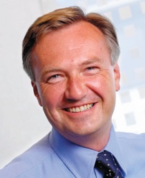  Lars Peder Nordbakken, leder av Akershus Venstre.