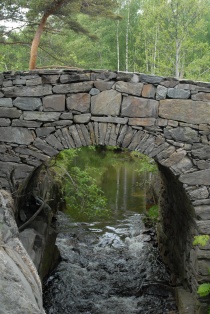 Den gamle broa over Moelva