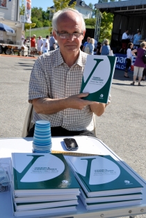 Øystein Smidt er redaktør og hovedforfatter av jubileumsboka.