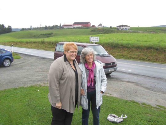 Trine Skei Grande og Edda Neverlien fra Modum Venstre