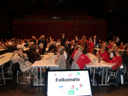 Folkemøte i Bølgen