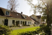  Vakre Sætre gård - midt i sentrum.