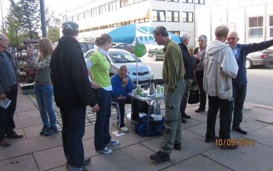Stor interesse for Venstre på siste lørdagsstand i valgkampen 2011.