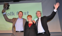 Den nye ledertrioen i Venstre: Terje Breivik, Trine Skei Grande og Ola Elvestuen. 