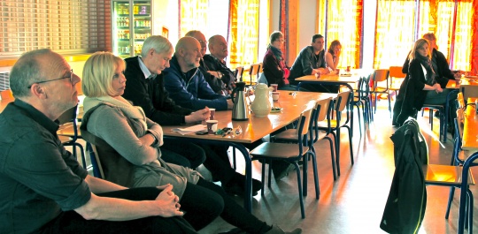 En lydhør forsamling gledet seg over det nye busstilbudet 