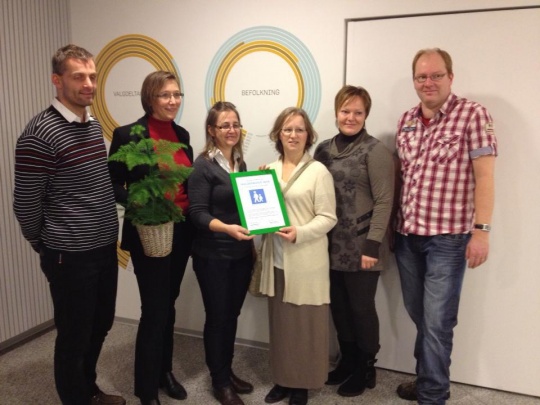 Lørenskog FAU mottok Miljøprisen 2012 fra Lørenskog Venstre.
