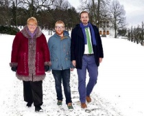  Trine Skei Grande, Per Magnus Finnanger Sandsmark og Trond Svandal vil satse på tog. Det betyr intercity med dobbeltspor til Halden. Da vil vi virkelig kunne utvikle Fredrikstad, sier Finnanger Sandsmark