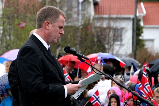 PerOlav17mai Tale ved minnestøtta.