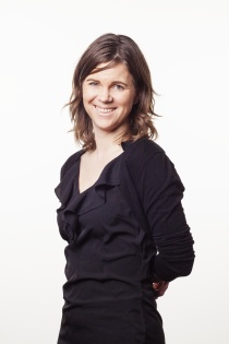  Solveig Schytz er gruppeleder for Venstre. Hun kjører selv elbil selv, og er en ivrig pådriver for å legge forholdene til rette for nullutslipsbiler.