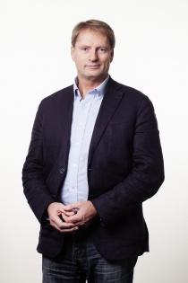 Erik Ringnes - studiobilde