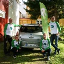  Team Gunnes er klare for avgang. Ferden går mot Osen, hvor stortingskandidat Jon Gunnes skal sykle hele veien til Trondheim.