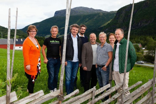  Hemsedal Venstre ble stiftet 12. august 2013, med støtte fra de andre lokallagene i Hallingdal Venstre