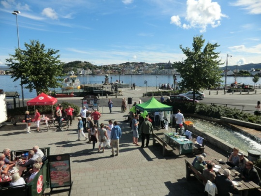  Stand i Kristiansund i nydelig augustvær 17.august