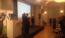 Trine Skei Grande etter apningstale Venstre LK 2013