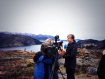  - Skal du ha gruvedrift må du ha sikre deponi, og dei må vere på land, sa Elvestuen. 