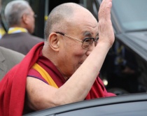  Dalai Lama på vei til Stortinget