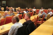 Rundt 50 interesserte fant veien til kommunestyresalen på Jessheim for å delta i Ullensakers Venstre