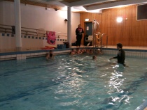 Svømmekurs på Fjellhamar skole i Lørenskog